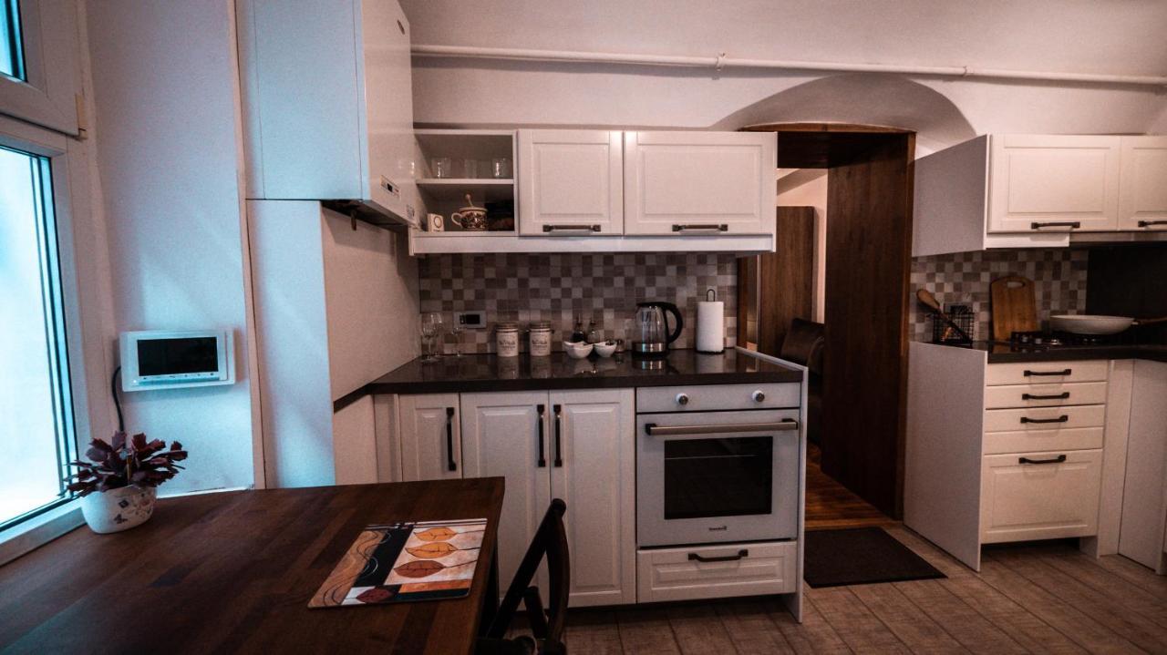 La Garcon Apartment Brasov Exterior photo